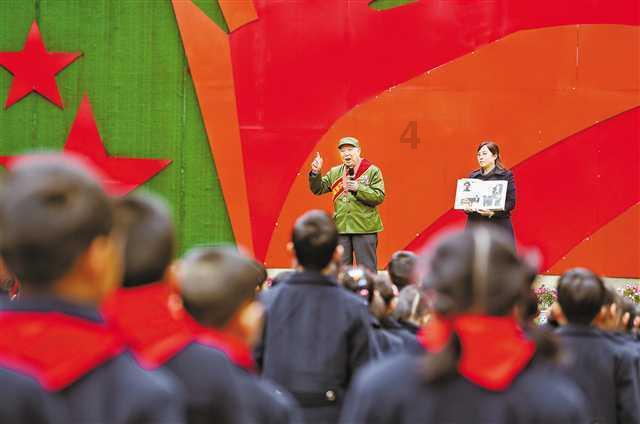 内蒙古自治区总工会在巴彦淖尔市开展主题宣讲和送温暖慰问活动